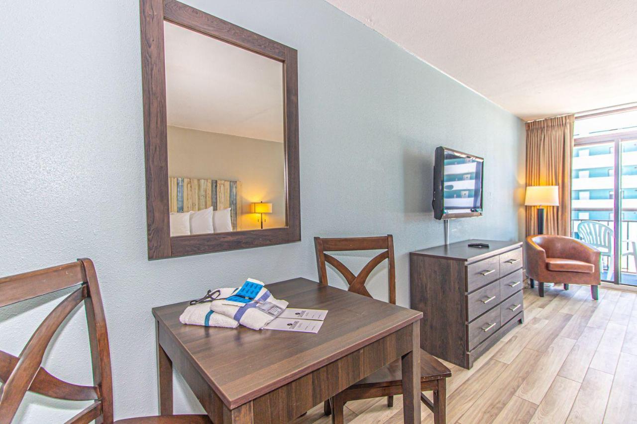 Landmark Resort King Suite Unit 710 Beautifully Updated Sleeps 4 Миртъл Бийч Стая снимка
