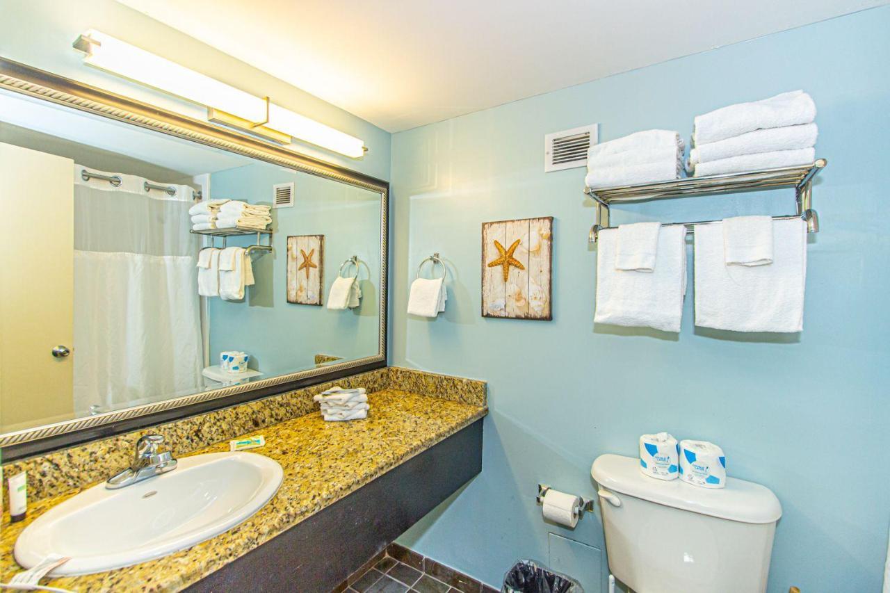 Landmark Resort King Suite Unit 710 Beautifully Updated Sleeps 4 Миртъл Бийч Екстериор снимка